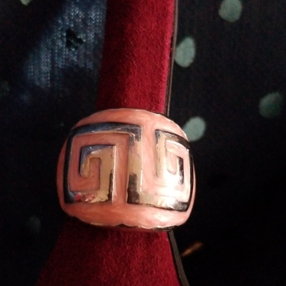 🌸BEAUTIFUL RING🌸 - Picture 2 of 5